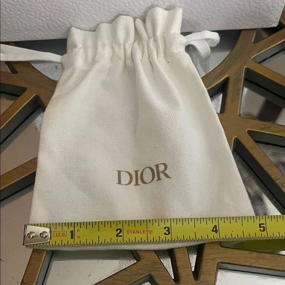 Dior Gift Bag - Picture 12 of 12